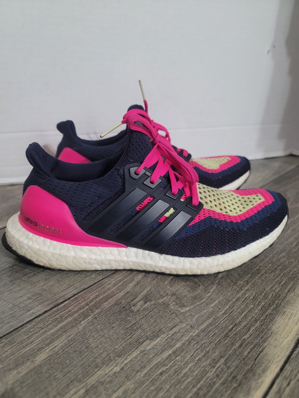 ADIDAS  Womens UltraBoost 2 Running Shoe Night Navy Pink Colorblock Sneakers Sz9
